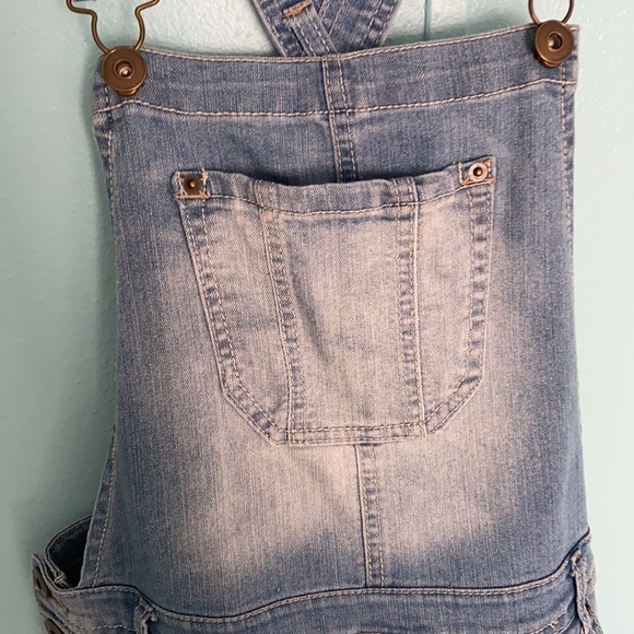 Overall Shorts - Picture 2 of 4